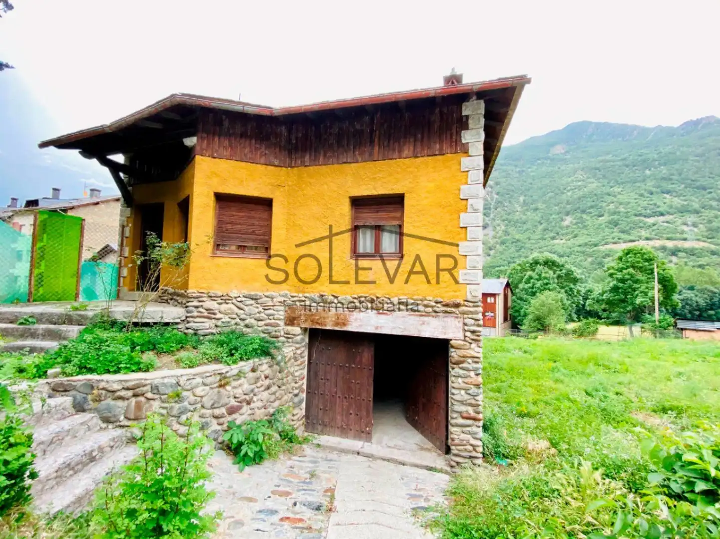Vista exterior de Casa o xalet en venda en Vall de Cardós amb Jardí privat, Terrassa i Traster
