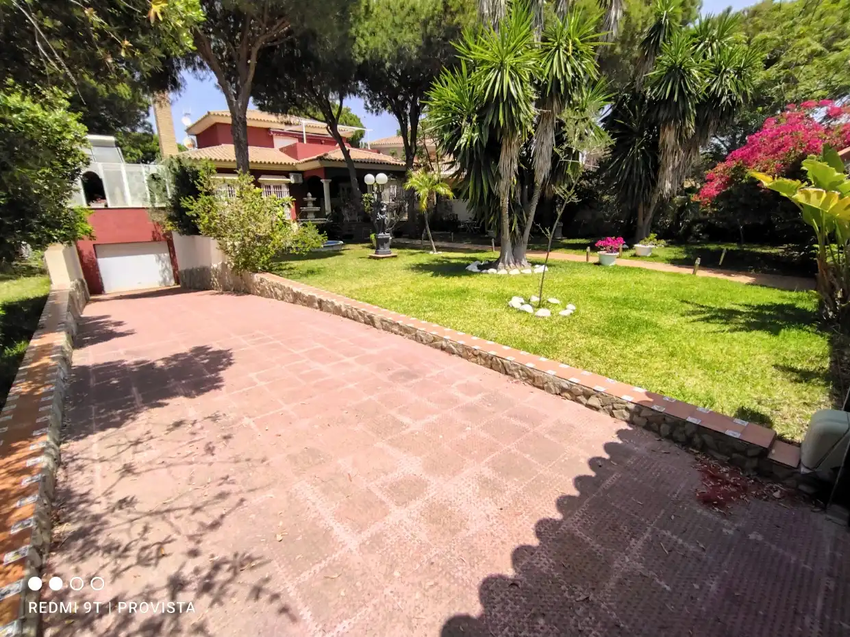 Villa con terrazza in affitto a Avenida de la Barrosa 11, imagen 50
