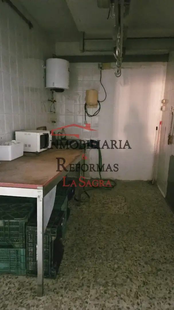 Kitchen of Buildings for sale in Mocejón