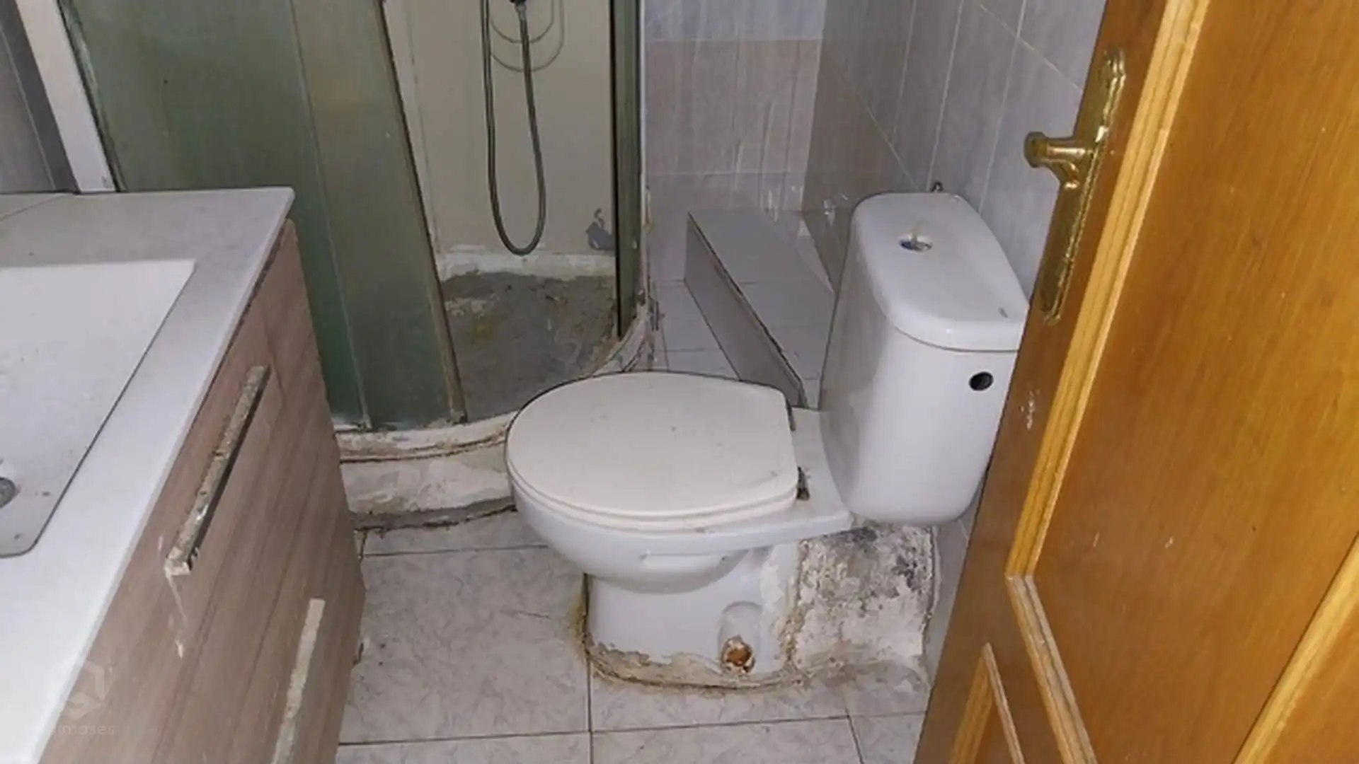 Bany de Pis en venda en Terrassa