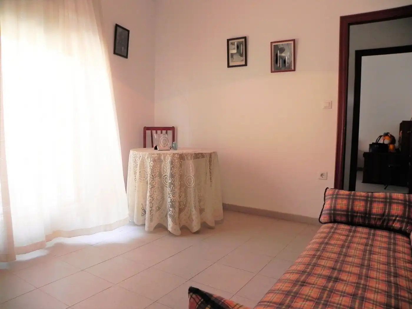 Habitación de Casa adosada en venta en Alange con Jardín privado, Trastero y Amueblado