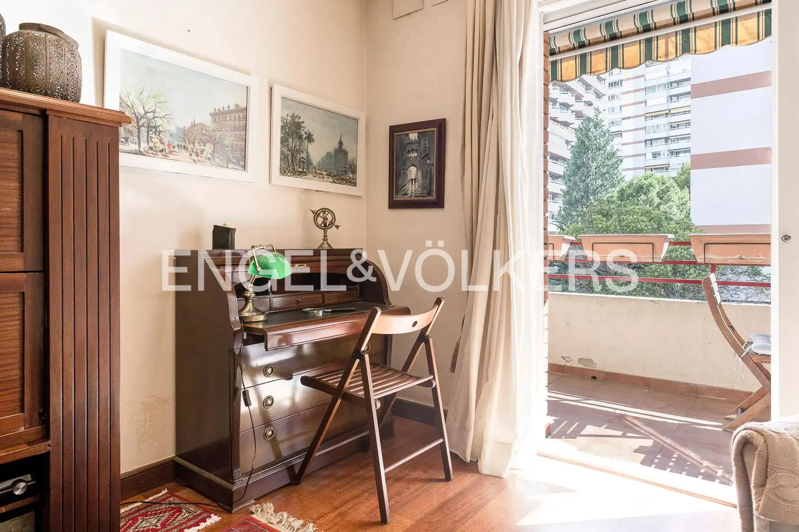Exterior view of Flat for sale in Barcelona  with Air Conditioner, Heating and Furnished