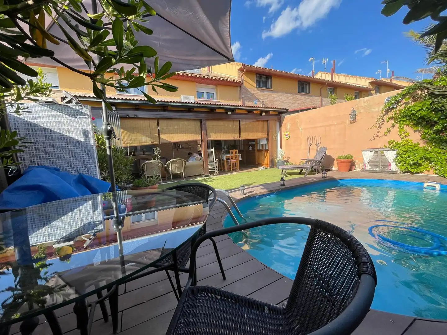 Casa a schiera con piscina in vendita a Carranque