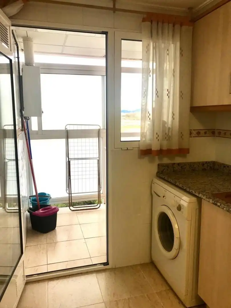Terraza de Piso de alquiler en Manises con Aire acondicionado, Calefacción y Amueblado