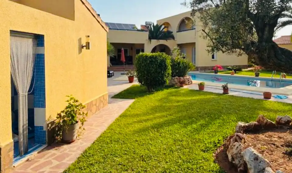 Chalet con terraza en venta en Centro Urbano, imagen 8