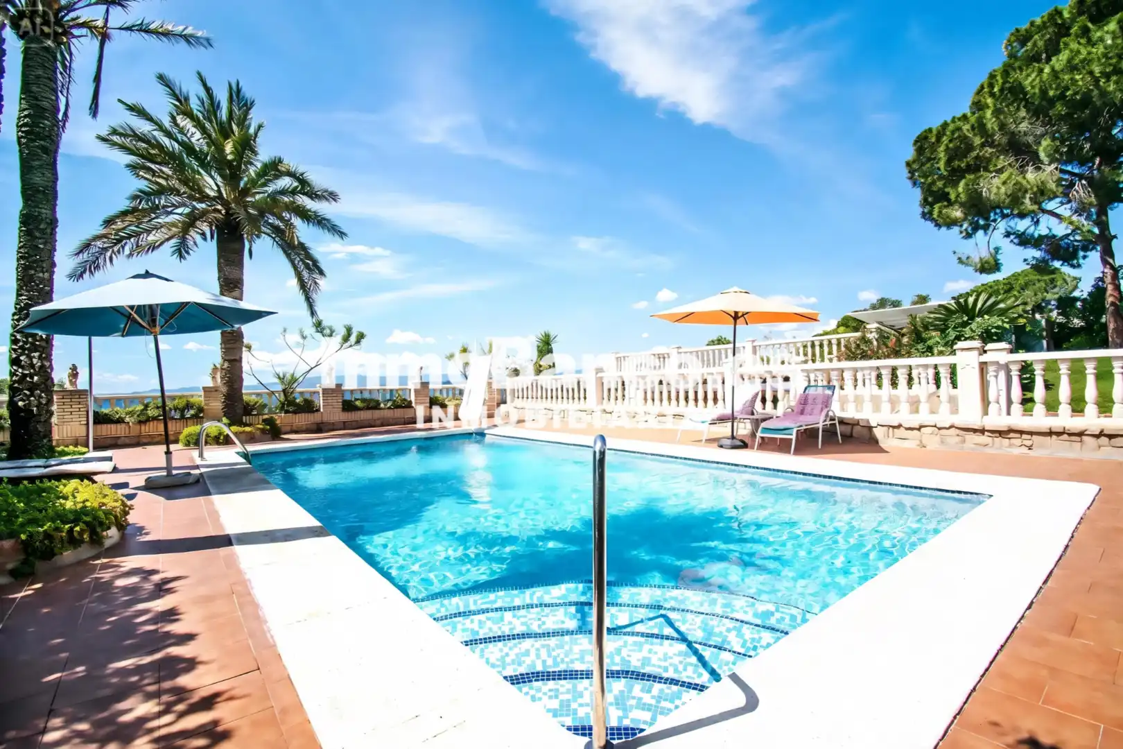 Swimming pool of Houses for sale in Torrent  with Air Conditioner, Heating and Private garden