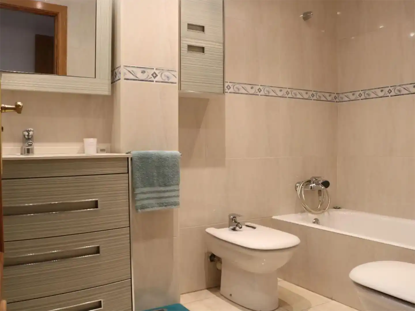 Bathroom of Flat for sale in  Palma de Mallorca  with Air Conditioner and Balcony