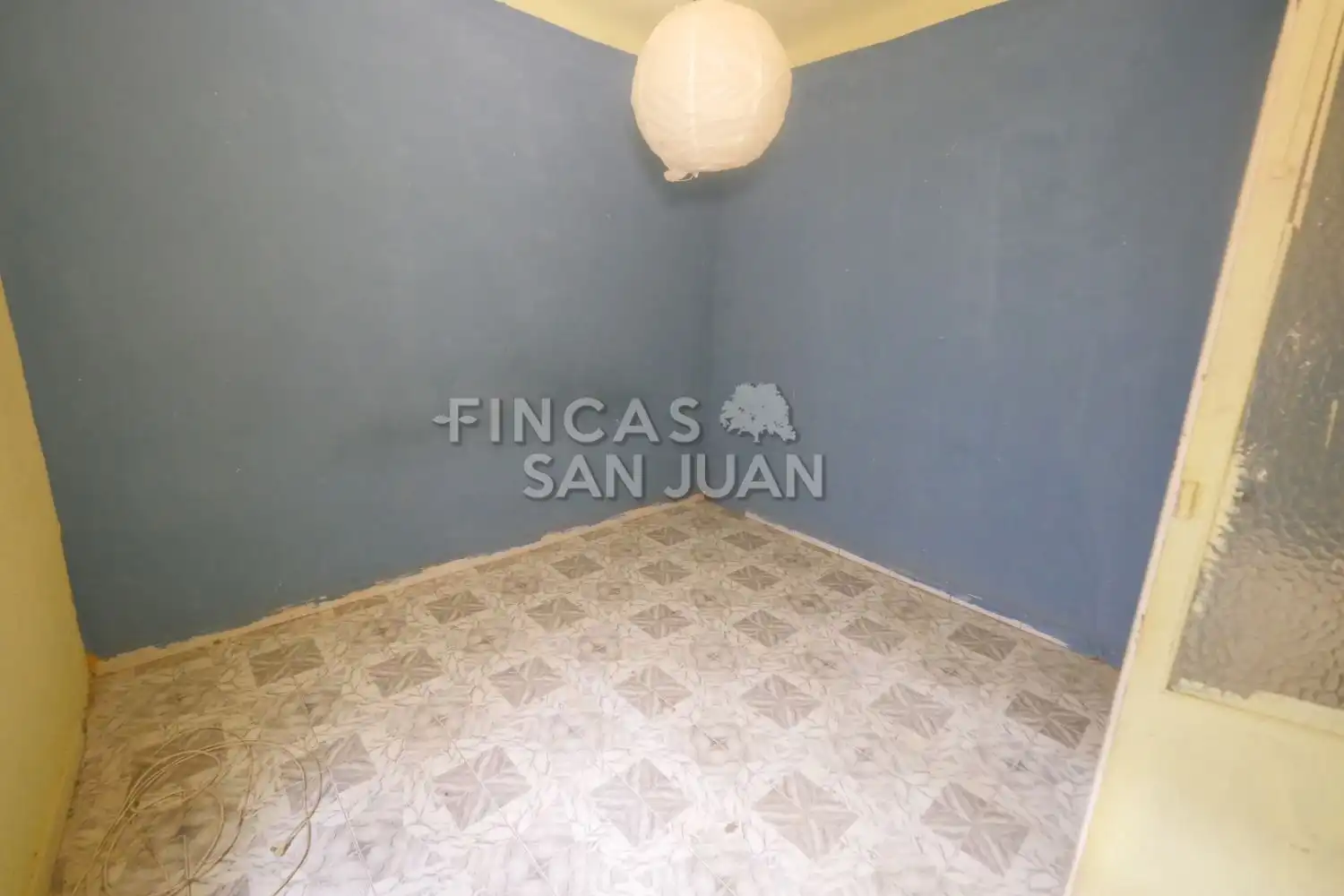 Piso en venta en Crevillent con Balcón