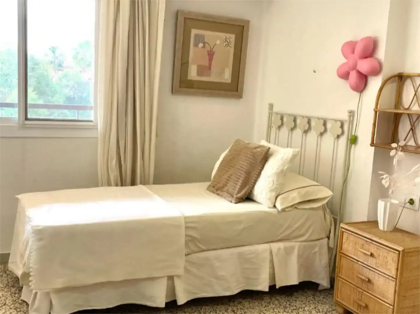 Schlafzimmer von Wohnung zur Miete in Náquera mit Möbliert