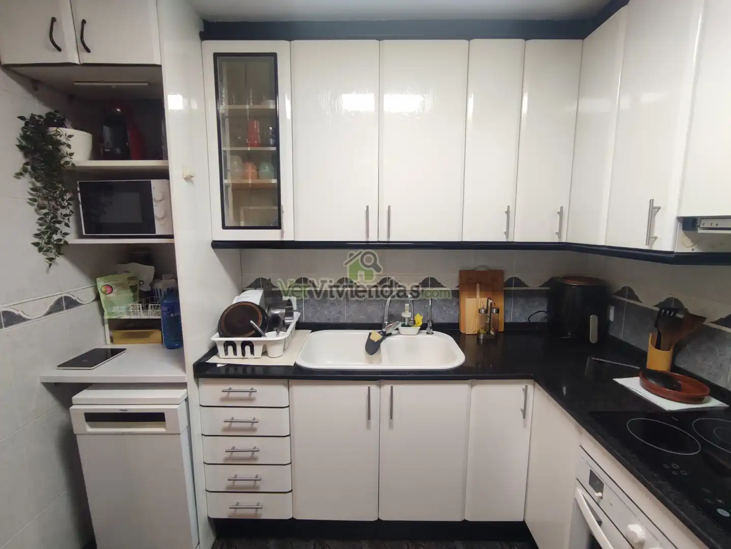 Cocina de Piso en venta en Barberà del Vallès con Calefacción, Horno y Internet