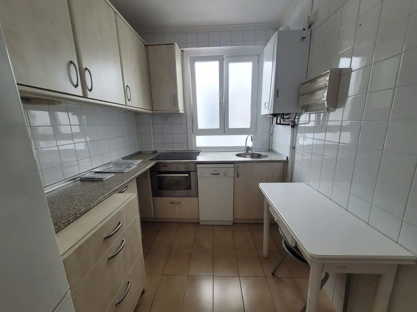 Kitchen of Flat for sale in  Logroño  with Heating and Furnished