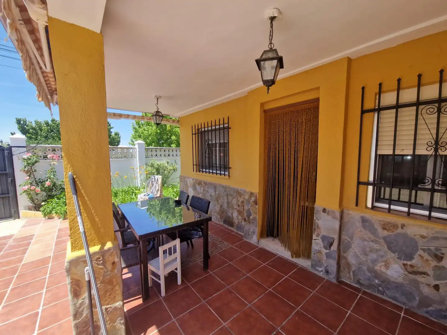Houses for sale in Palomeque  with Heating, Private garden and Storage room
