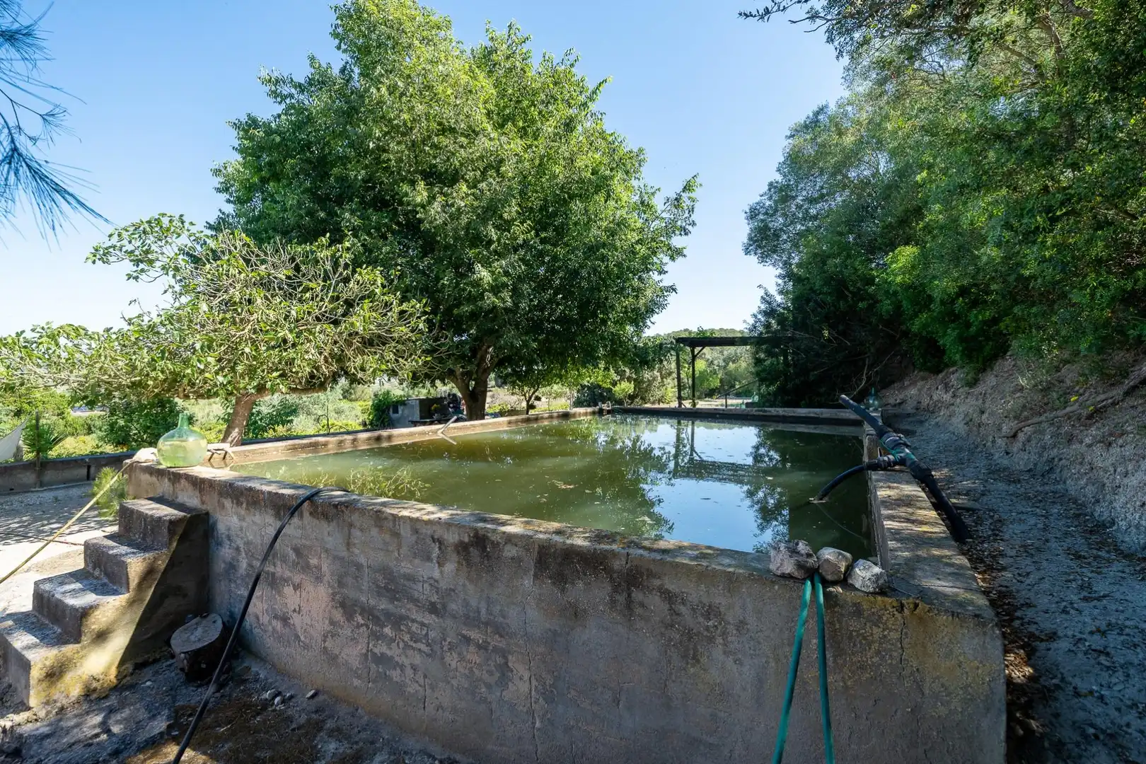 Piscina de Finca rústica en venta en Sant Joan con Jardín privado, Terraza y Trastero