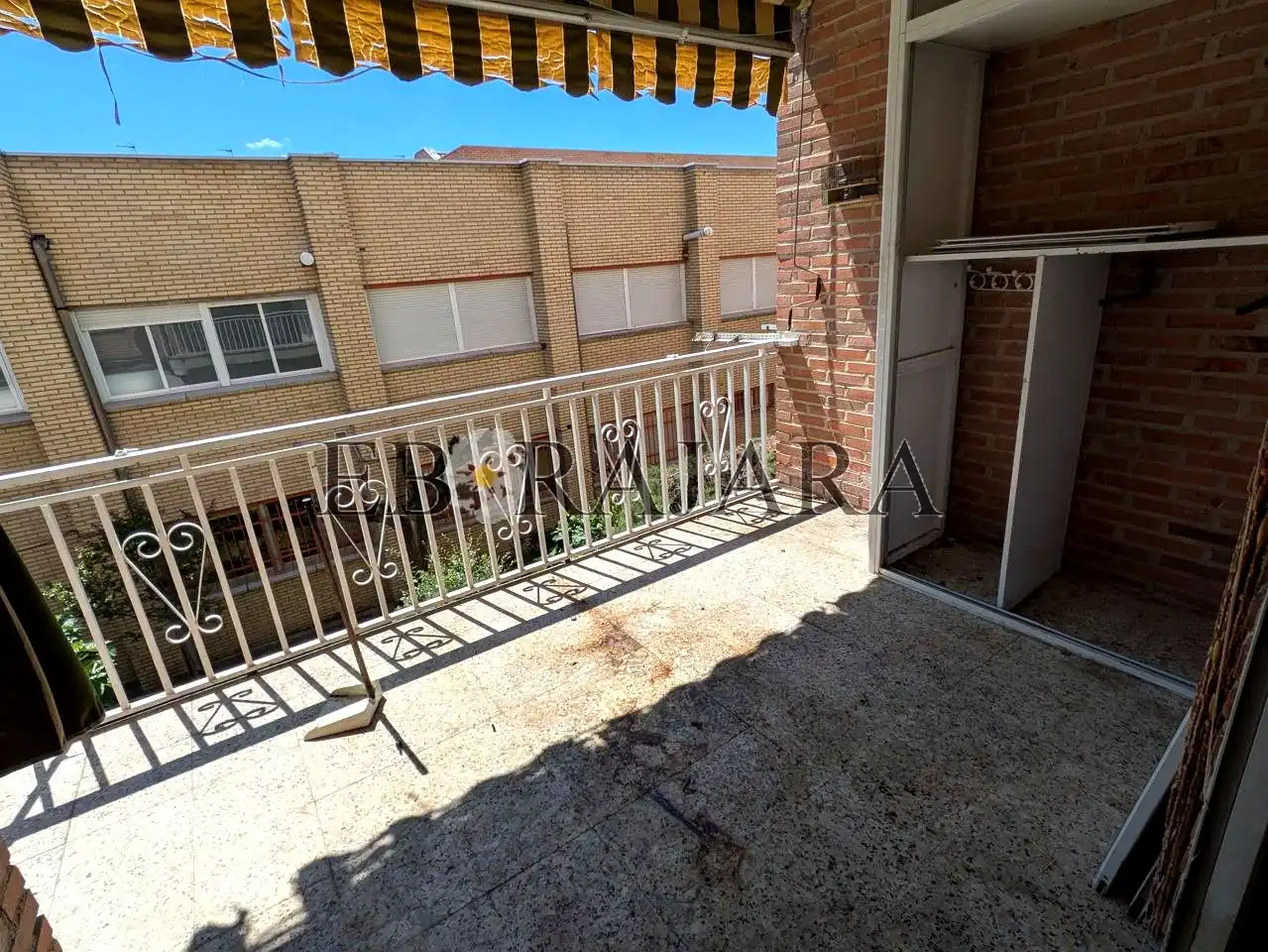 Vista exterior de Pis en venda en Talavera de la Reina amb Calefacció i Terrassa