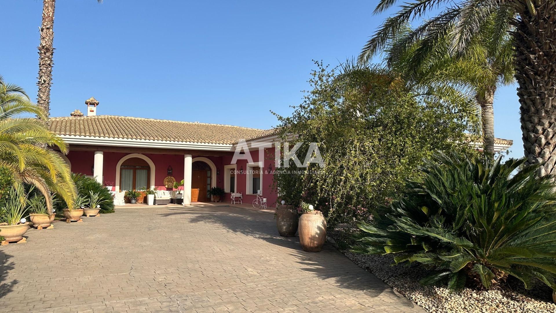 Exterior view of House or chalet for sale in Ontinyent  with Heating, Storage room and Alarm