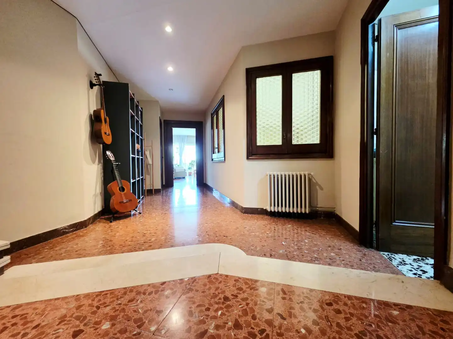 Flat for sale in Barcelona  with Air Conditioner, Heating and Terrace