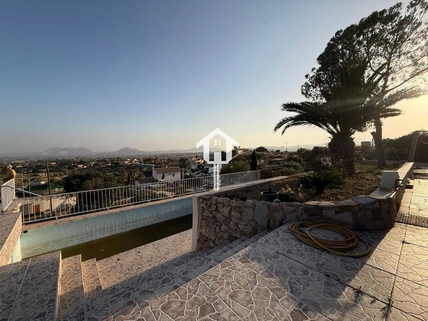 Exterior view of Houses for sale in San Vicente del Raspeig / Sant Vicent del Raspeig  with Air Conditioner, Private garden and Terrace