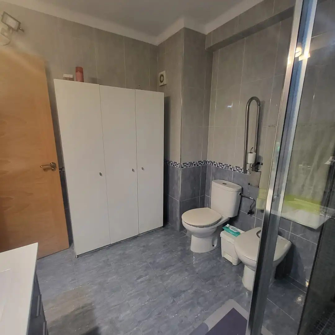 Bany de Pis en venda en Vélez-Málaga amb Aire condicionat, Terrassa i Traster