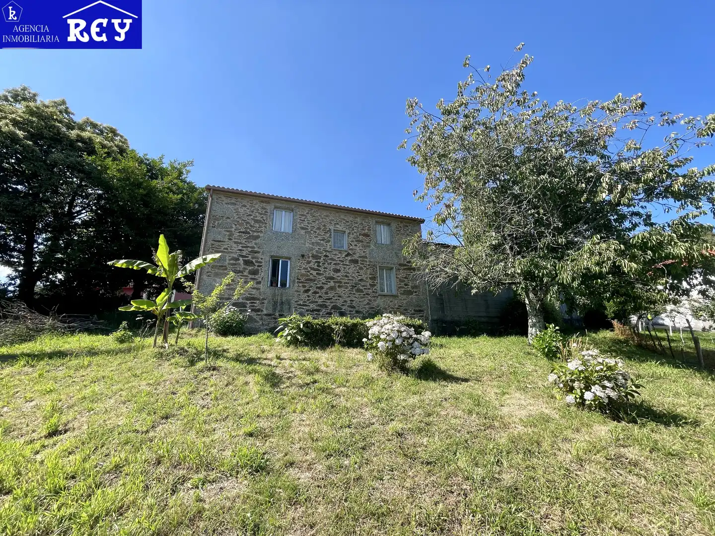 Vista exterior de Finca rústica en venta en Val do Dubra con Amueblado
