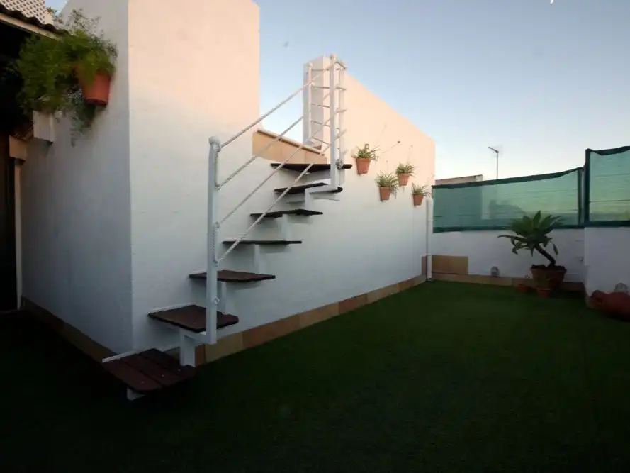 Terrassa de Casa o xalet en venda en Dos Hermanas amb Aire condicionat, Terrassa i Balcó
