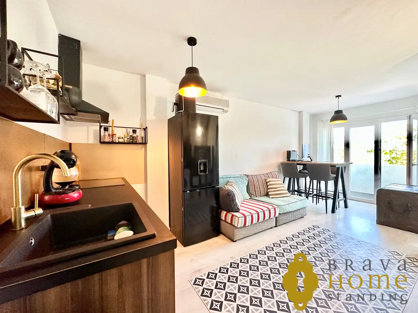 Piso en venta en Carrer Alberes/port Mistral, imagen 2