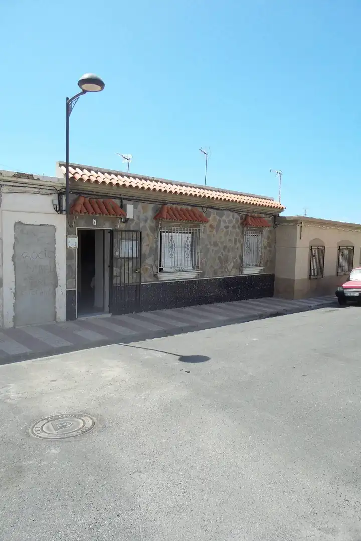 Vista exterior de Casa o chalet en venta en Adra, Almería