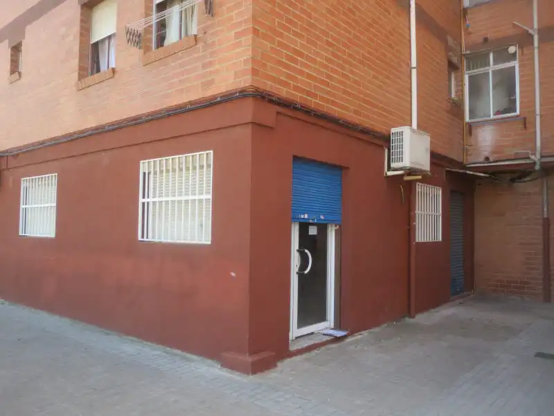 Local comercial en venda a Riu Ter