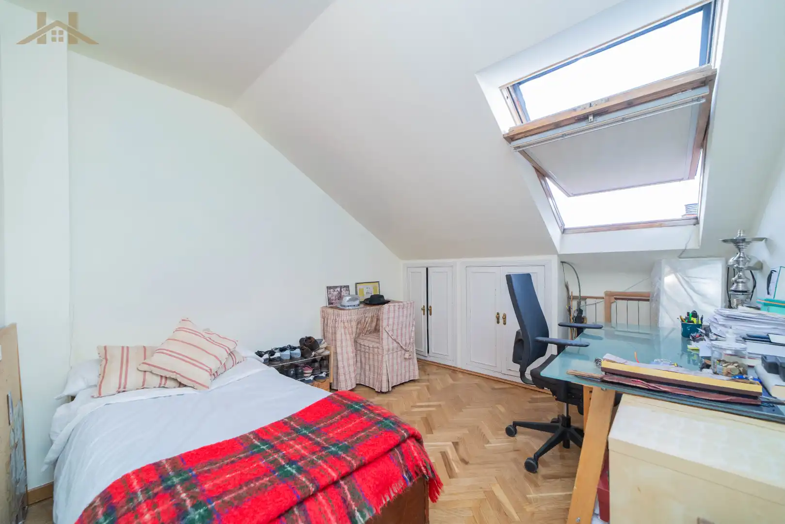 Bedroom of Duplexes for sale in Madrid  with Air Conditioner, Heating and Storage room