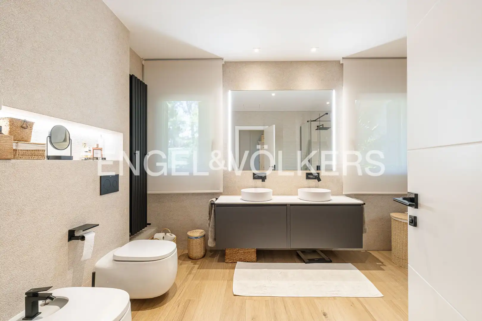 Baño de Casa o chalet en venta en Boadilla del Monte con Aire acondicionado, Calefacción y Jardín privado