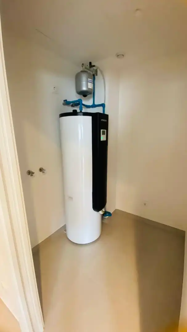 Bathroom of Flat for sale in Palamós  with Air Conditioner, Heating and Terrace