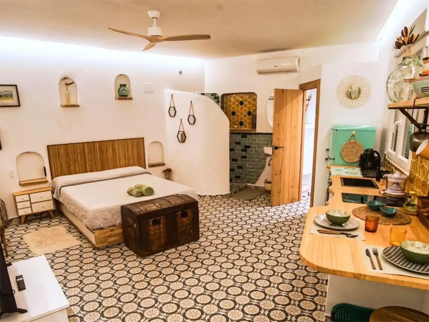 Bedroom of Flat for sale in Oliva  with Air Conditioner, Private garden and Storage room