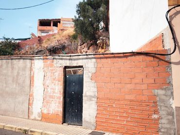 Terreny residencial en venda a Calle Eslida 15
