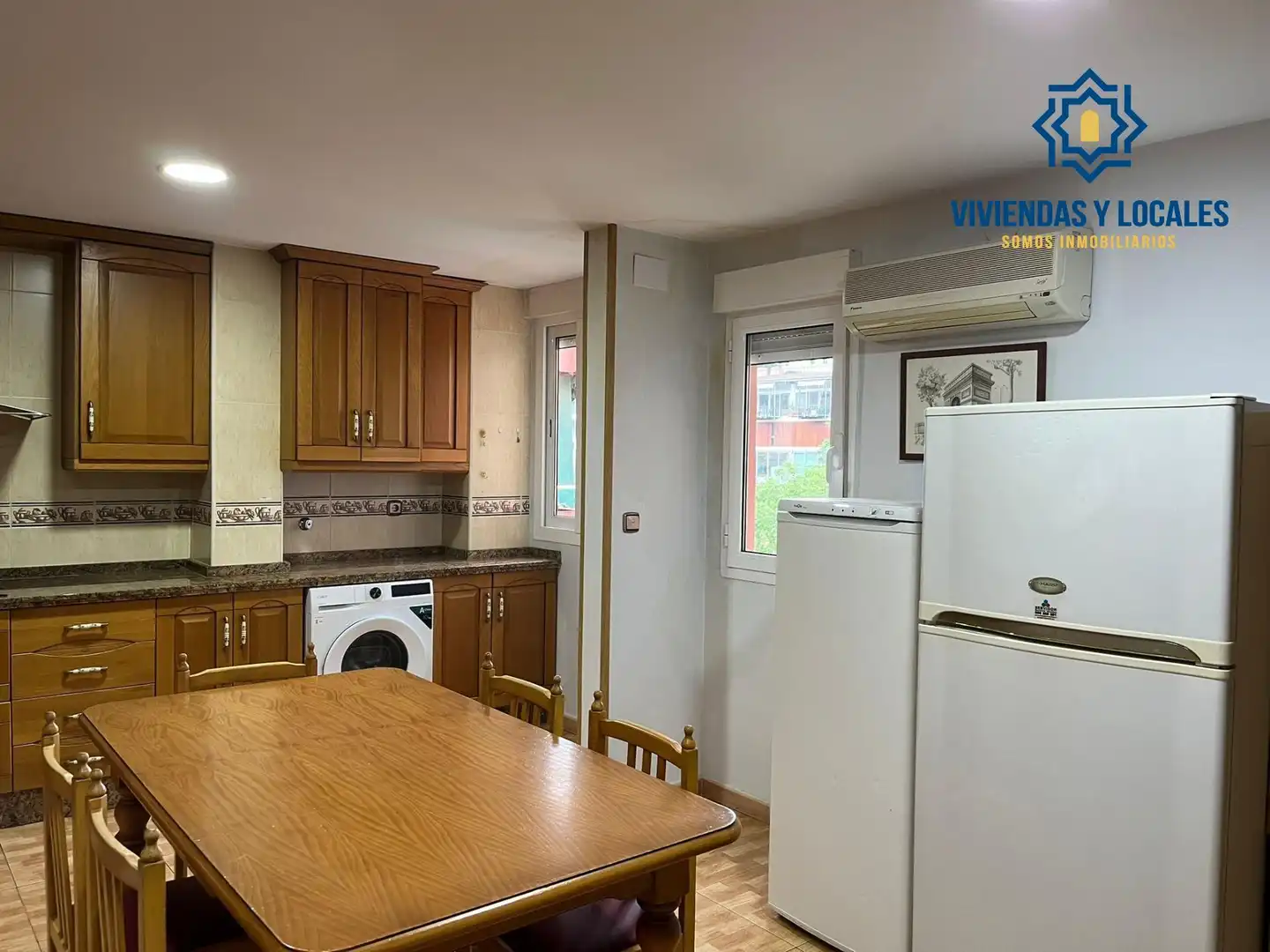 Cocina de Piso de alquiler en Granada con Aire acondicionado, Amueblado y Balcón