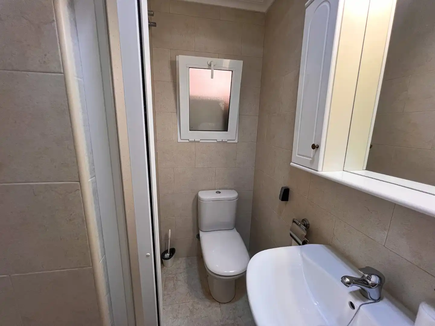 Baño de Apartamento en venta en Torrevieja con Aire acondicionado, Calefacción y Terraza