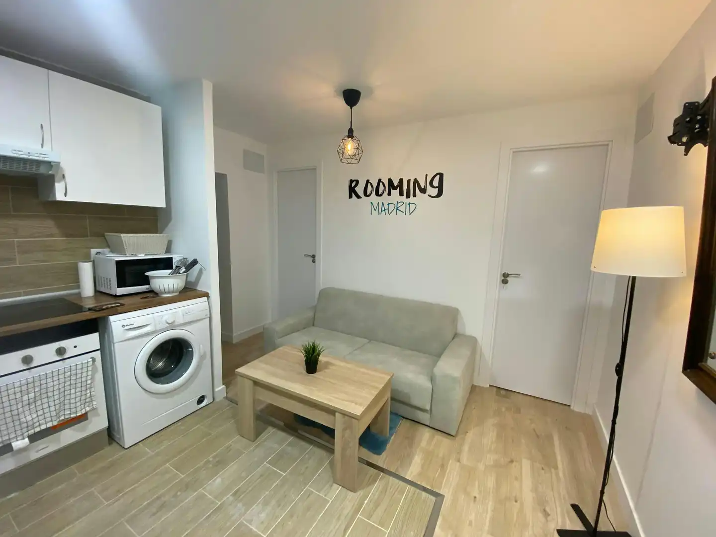 Living room of Flat for share in Madrid  with Heating, Furnished and Washing machine