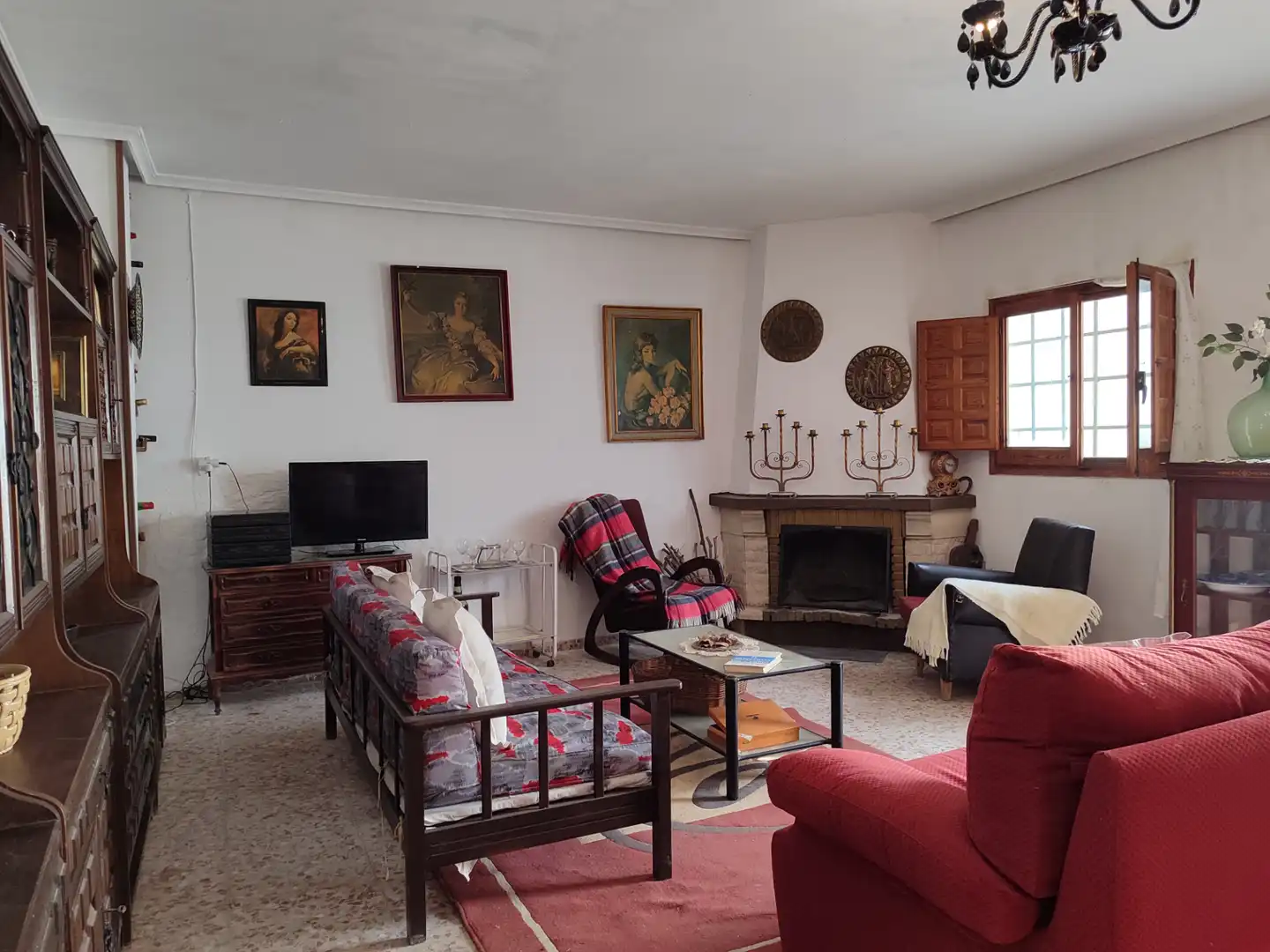 Sala d'estar de Casa o xalet en venda en Elche / Elx amb Jardí privat, Traster i Moblat