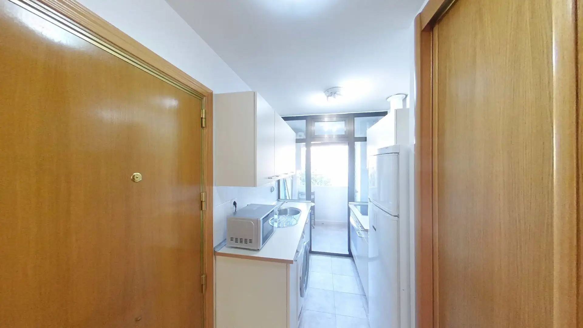 Flat for rent in Calle Azucena, Norte - Universidad