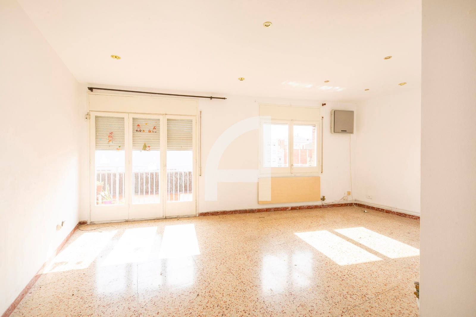 Sala d'estar de Pis en venda en Molins de Rei amb Aire condicionat, Calefacció i Terrassa