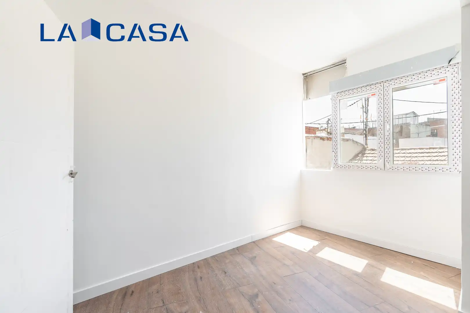 Habitación de Piso en venta en Madrid con Calefacción y Terraza