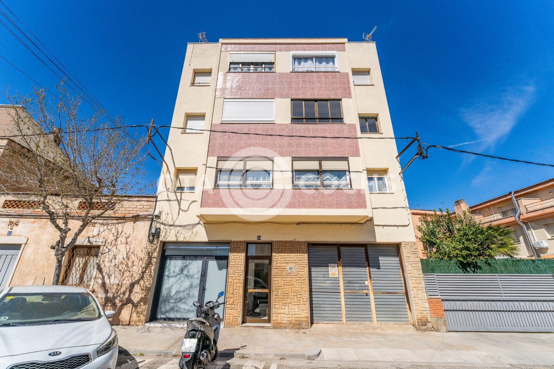 Vista exterior de Planta baixa en venda en Reus amb Aire condicionat