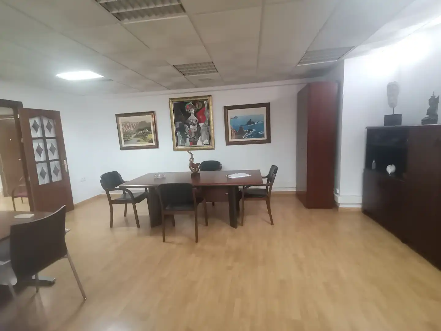 Office for sale in  Almería Capital  with Air Conditioner, Heating and Furnished
