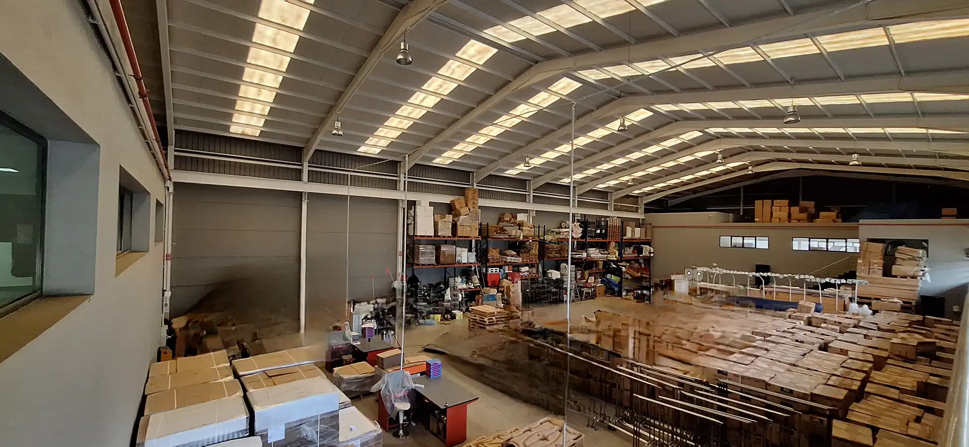 Industrial buildings for rent in La Pobla de Farnals