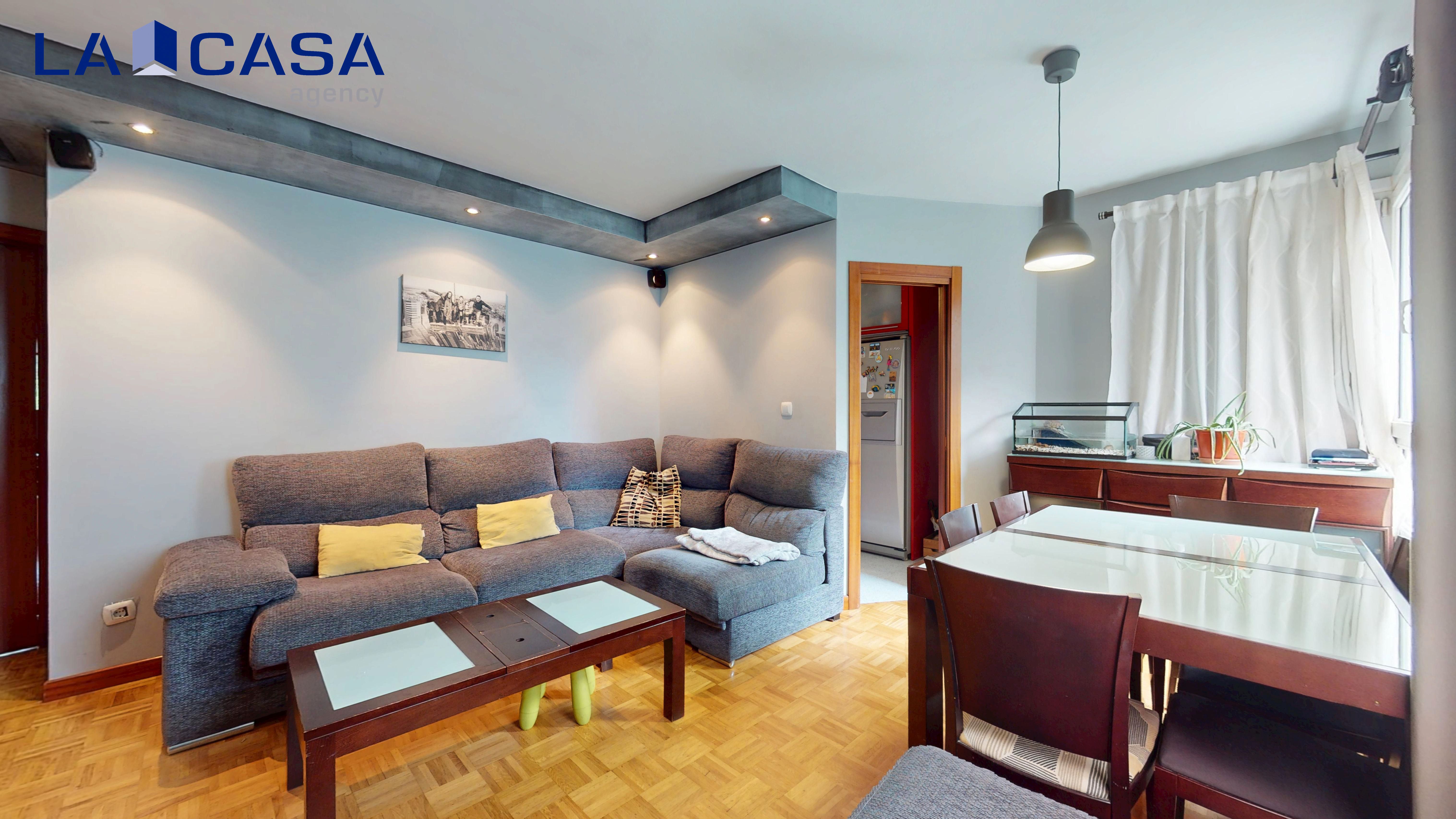 Sala de estar de Piso en venta en Bilbao  con Trastero