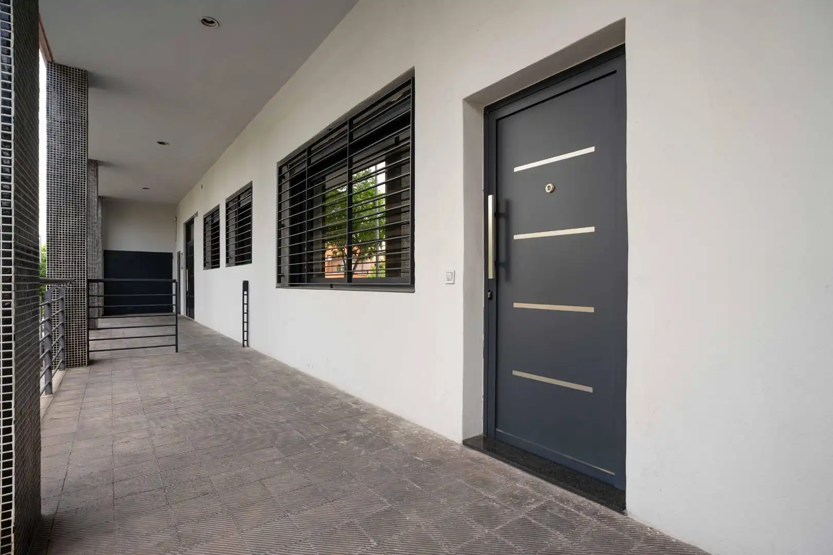 Exterior view of Ground floor for sale in Salut - Lloreda