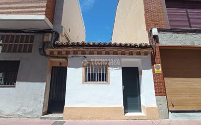 Exterior view of Flat for sale in  Zaragoza Capital  with Air Conditioner and Heating