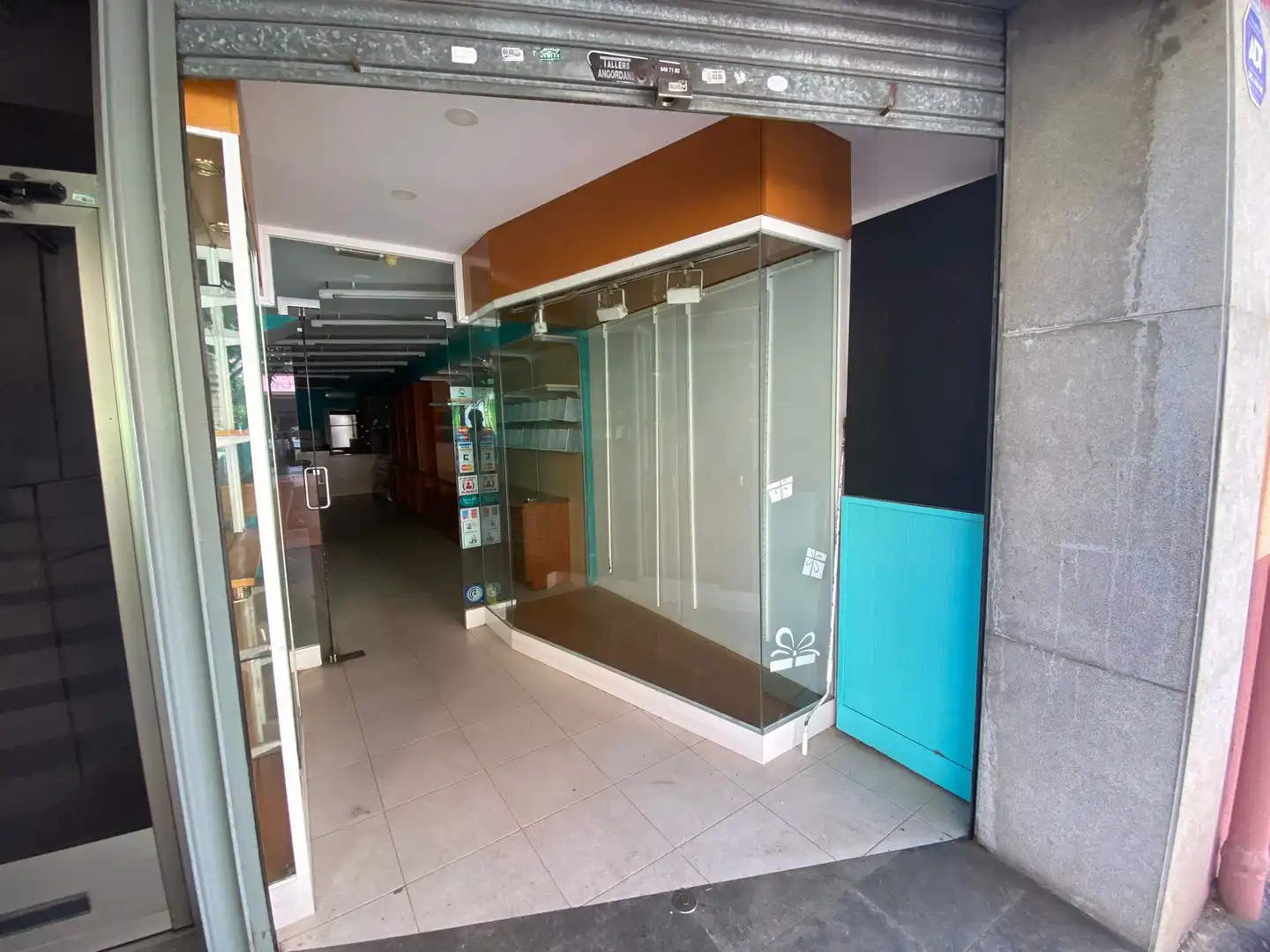 Local comercial en alquiler en Carrer de Joan Prim 130, imagen 4