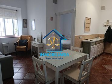 Appartamento in affitto a Centro