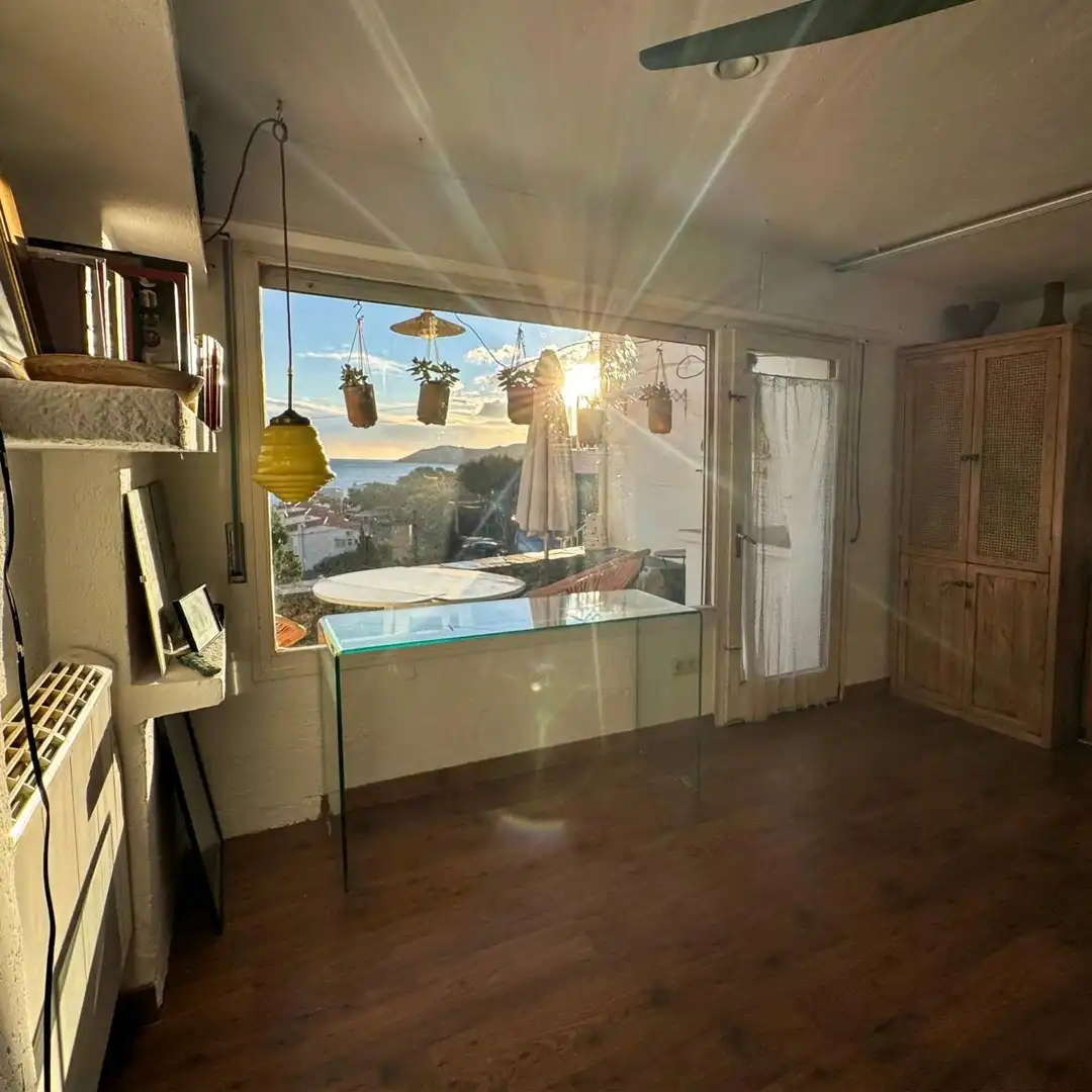 Esszimmer von Loft zum Verkauf in Llançà