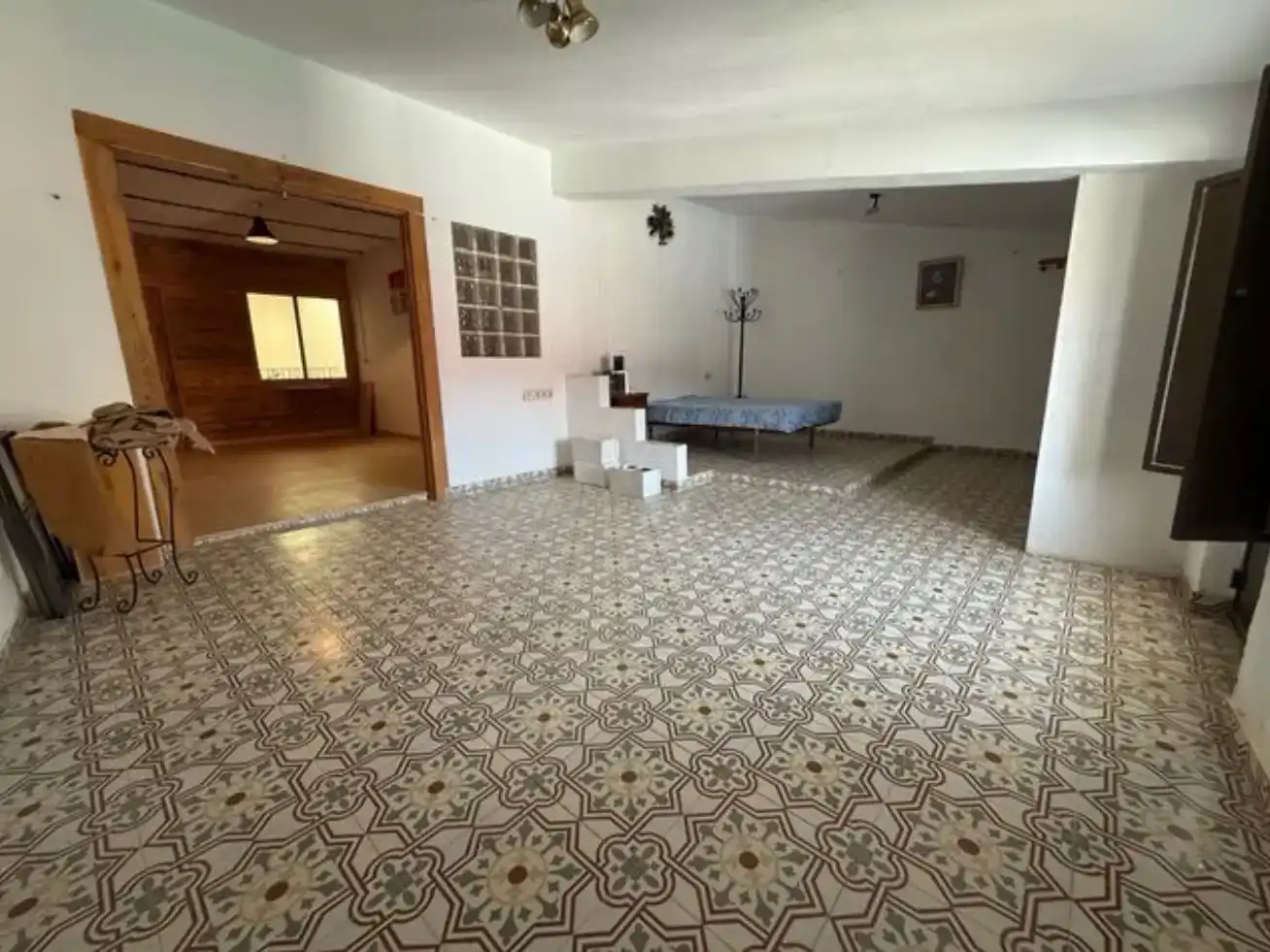 Casa adosada en venda en Arroyomolinos (Cáceres) amb Aire condicionat i Balcó