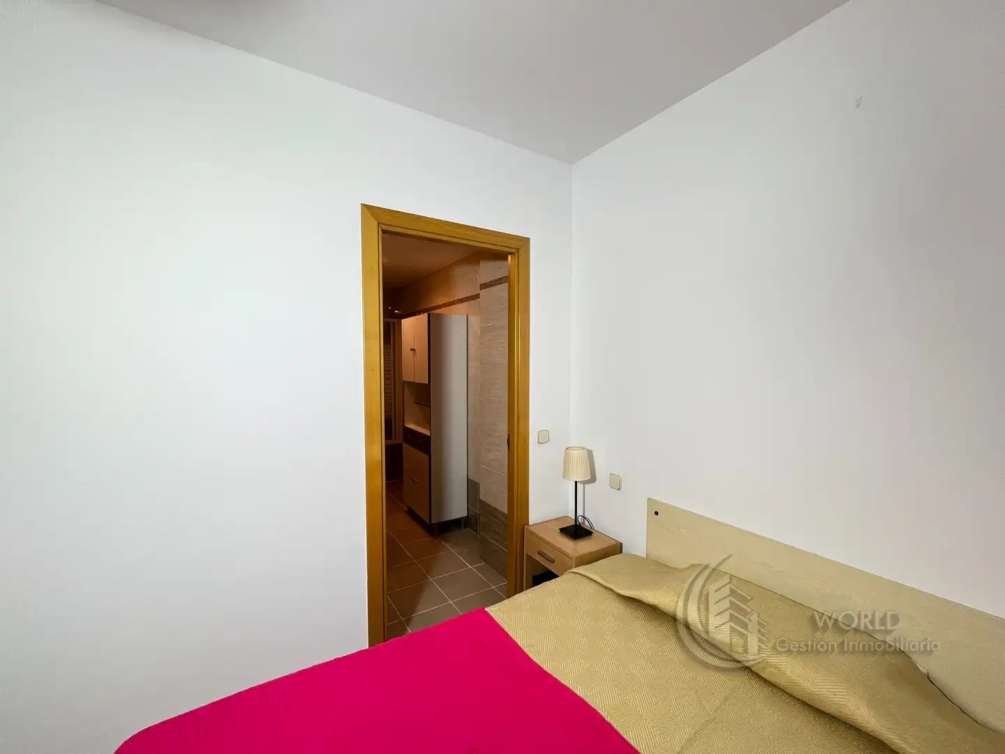 Habitación de Piso de alquiler en Madrid con Aire acondicionado, Calefacción y Horno